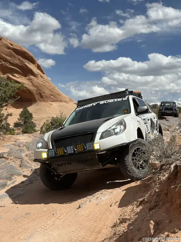 Subaru Outback y Crosstrek de 200 millas Conquistan los Senderos de Moab para Demostrar que No Necesitas un Jeep