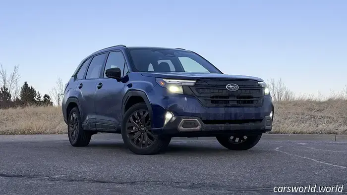Subaru Diseñó una Bolsa de Aire en Forma de U para Ciclistas en el Forester 2025