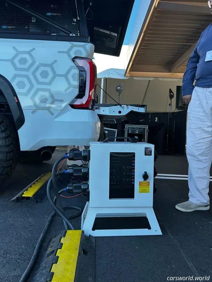 Я посетил испытательный полигон Toyota, будучи скептиком по поводу водорода. Теперь я почти понимаю.