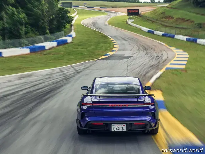 Porsche Está Usando IA Para Detectar Problemas De Batería De EV Antes De Que Sucedan