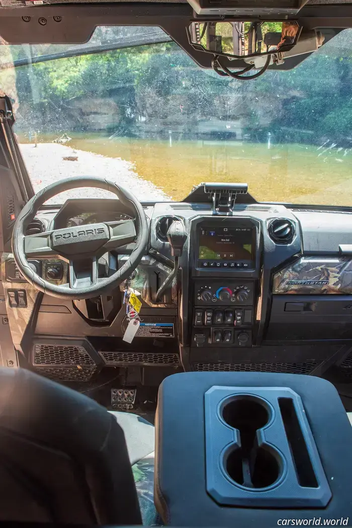Polaris Ranger XD 1500 NorthStar vs. Can-Am Defender Max Limited: ¿Qué UTV de alto precio realmente domina?