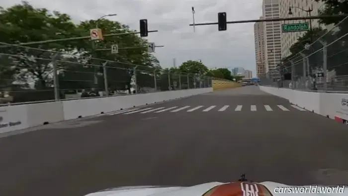 Вот почему уличная трасса IndyCar в Детройте "отстойная".