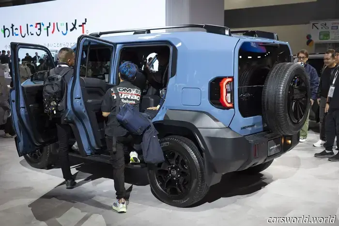 Smettetela di dire che la Toyota Land Cruiser FJ è troppo piccola per l'America.