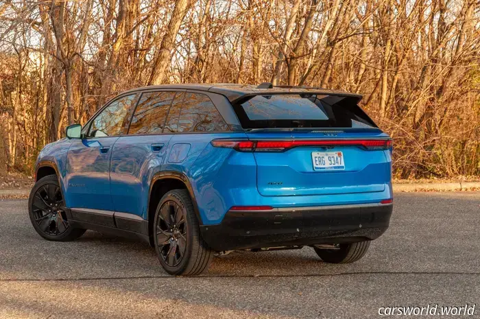 Обзор Jeep Wagoneer S 2025 года: к сожалению, незавершён