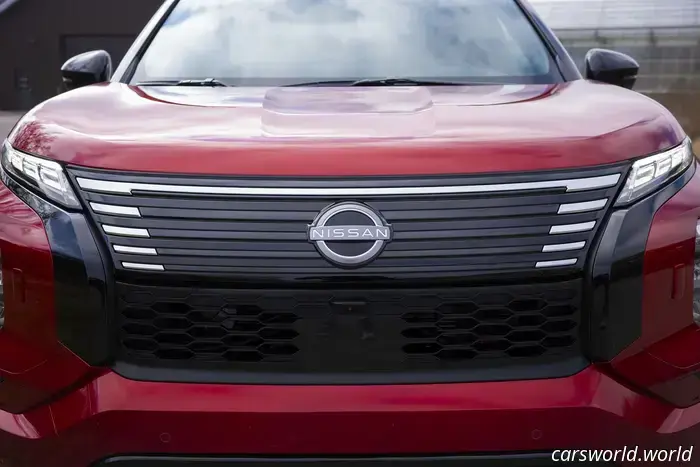 Recensione della Nissan Rogue 2026 ibrida plug-in: il jolly elettrificato