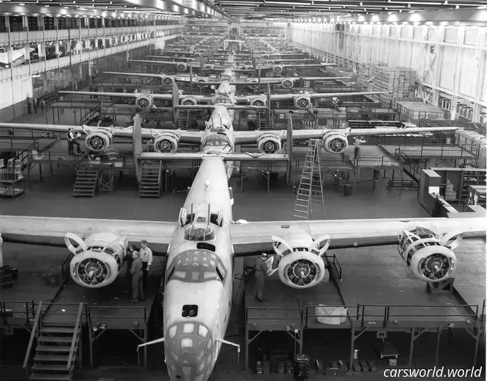 Dual-Engine 1941 Ford Trucks Designed for Transporting B-24 Bomber Components Priced at $1.25 Million