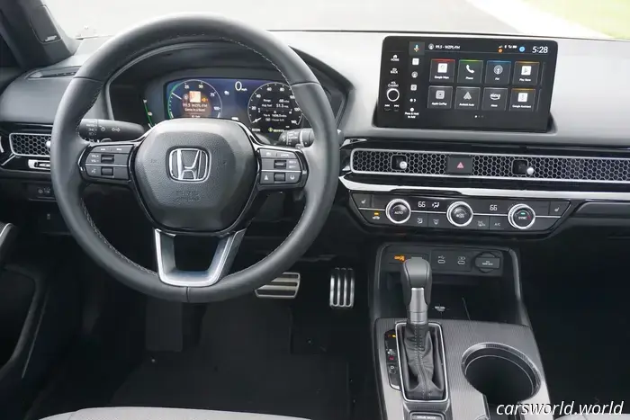 I drove a 2025 Honda Civic Hybrid for two months and effortlessly achieved 51 MPG.