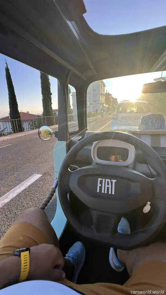 Recensione della Fiat Topolino 2025: com'è guidare una cabina da spiaggia su ruote