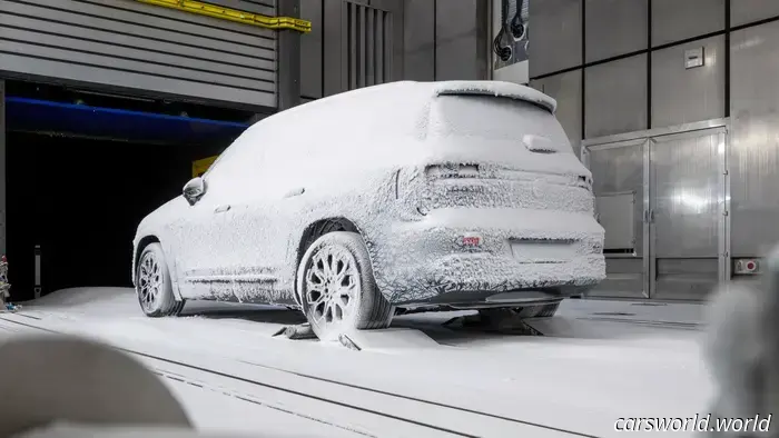 The compact Mercedes-Benz GLB is set to feature an impressive array of screens.