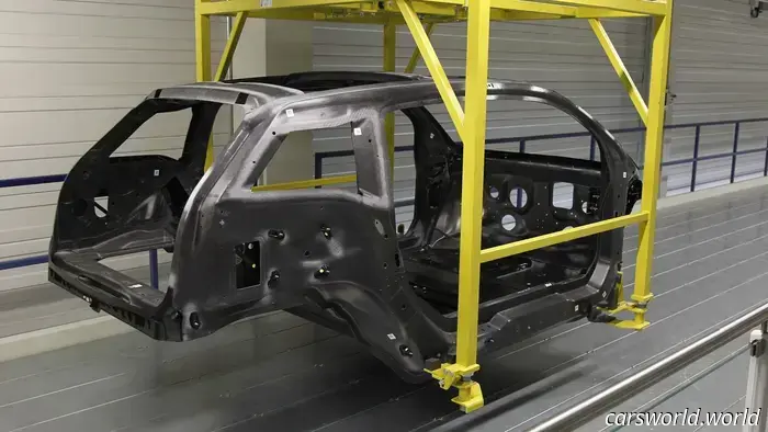 La UE podría Prohibir la Fibra de Carbono en los Automóviles clasificándola como 'Peligrosa'