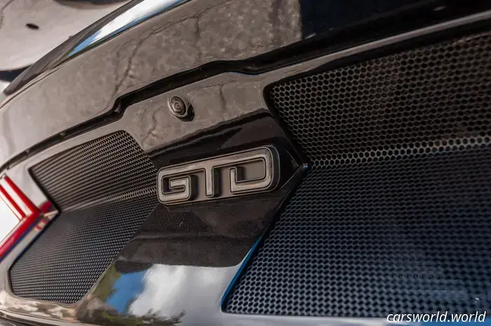Первый тест‑драйв Ford Mustang GTD 2025 года: какие ощущения от Мустанга за 325 000 долларов