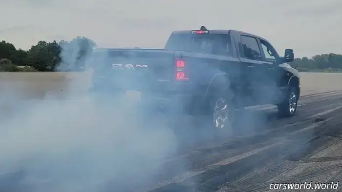 Первый тест-драйв Ram 1500 Hemi 2026 года: V8 по-прежнему достаточен
