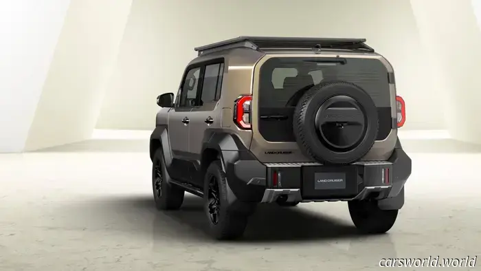 Новый FJ от Toyota по сути представляет собой уменьшённый Land Cruiser.