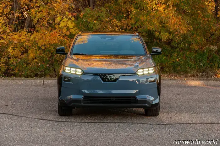 Recensione della Subaru Solterra 2026: Eclissando i suoi fratelli Lexus e Toyota