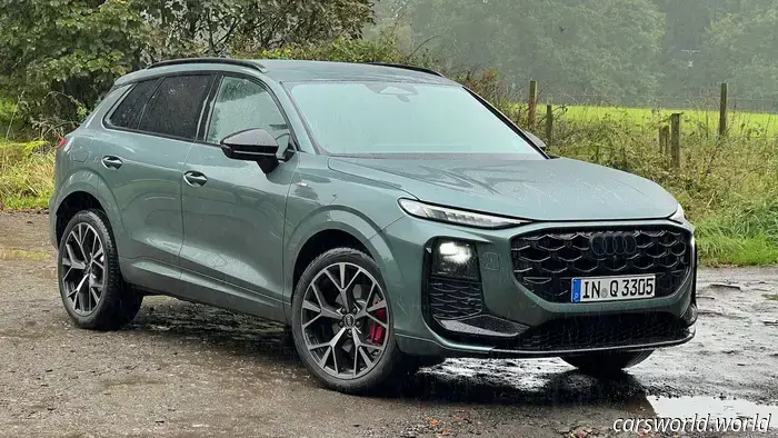 Prima prova su strada della Audi Q3 2026: l'allestimento base non deve per forza essere scadente
