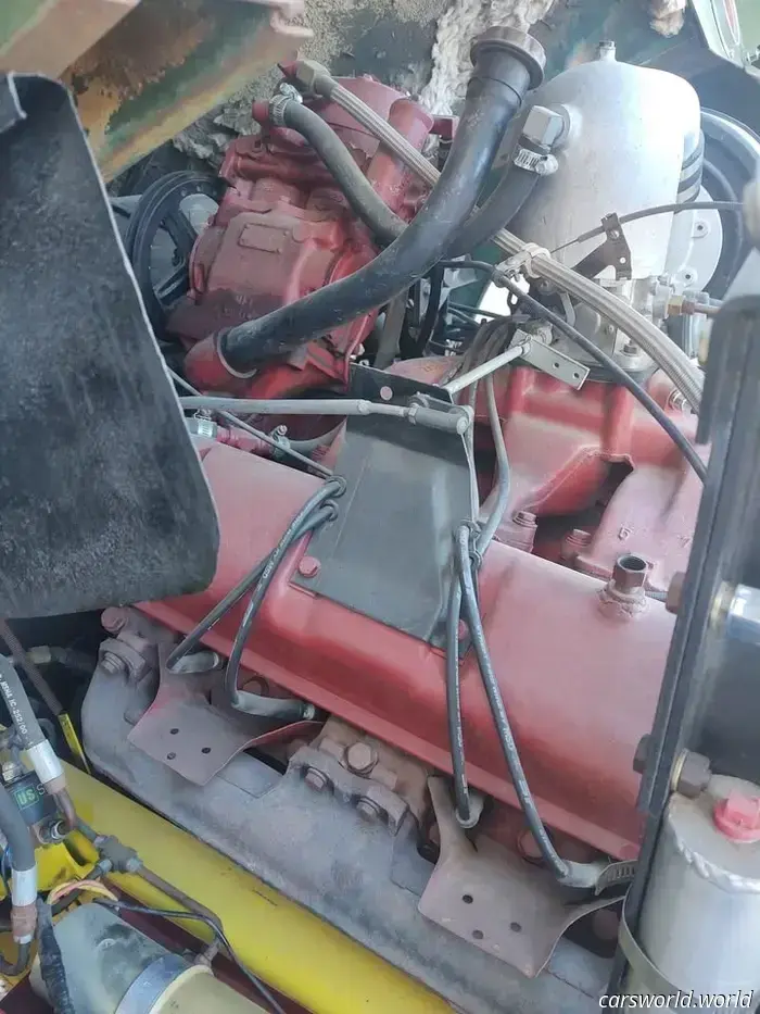 This 1959 IH Semi Truck available for sale features windshields positioned below the driver's knees.