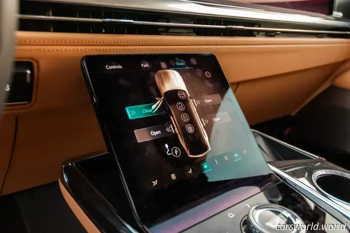 Recensione della Cadillac Escalade IQ 2025: Stabilire un nuovo standard