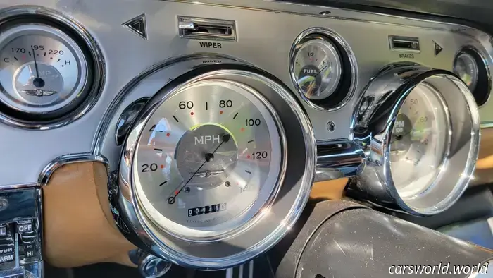 «Ghost» es un Ford Mustang de 1967 valorado en $362,000 con un sonido de motor bellamente inquietante