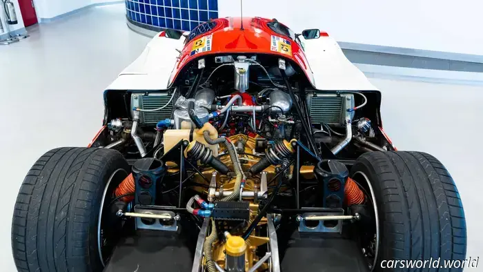 Porsche 962C Legal En la Calle A la Venta Es Cómo Superar a Todos en Cars and Coffee
