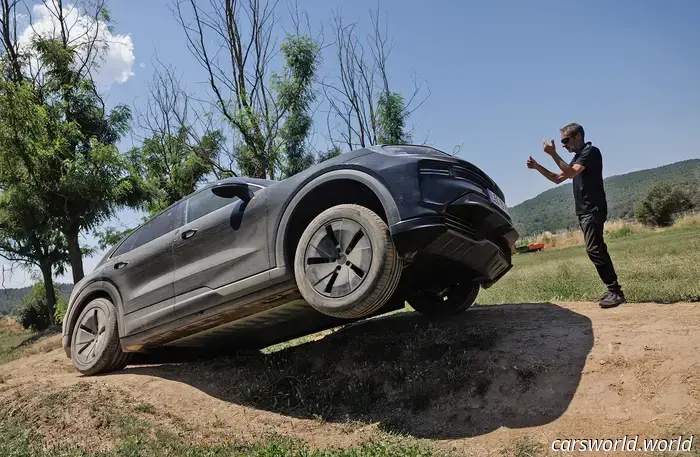 Обзор прототипа электрического Porsche Cayenne 2026 года: превосходное начало — теперь нужно удачно завершить