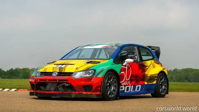 VW возвращает Harlequin Polo в качестве раллийного автомобиля для езды по гравию