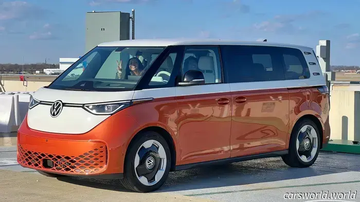 2025 Volkswagen ID Buzz Pro e contro Recensione: Potere dell'amore sulla logica