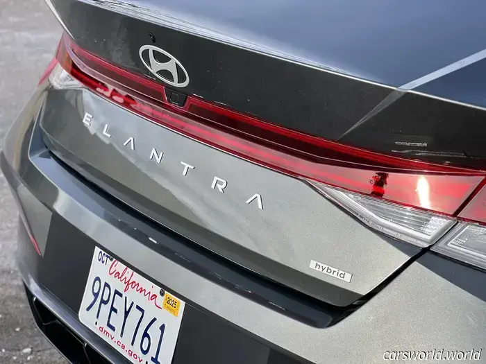 2025 Hyundai Elantra Hybrid Review: Budget-Friendly Fuel Saver