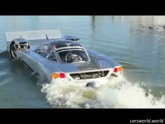 El supercoche anfibio más impresionante de 2012 ha reaparecido, ya que está en venta.