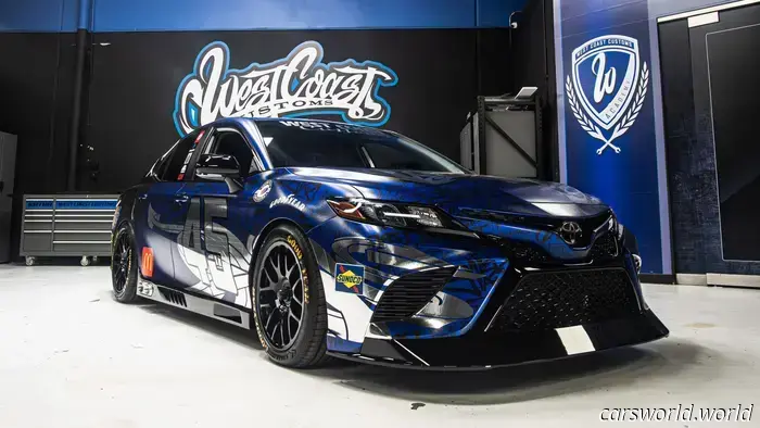 El fundador de West Coast Customs Está Vendiendo un Montón de autos que Realmente parecen West Coast Customs