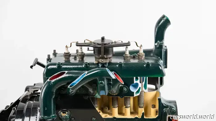 Este Motor Ford Modelo A Recortado de 100 Años de Antigüedad Es Nuestra Idea de Decoración del Hogar