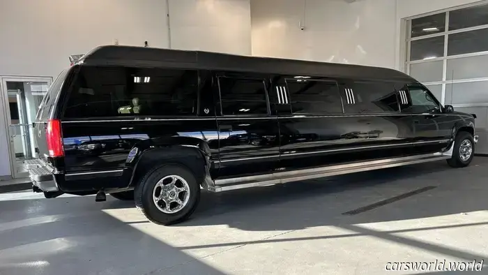 One of you definitely needs this 1999 Chevy Suburban K2500 Limo.