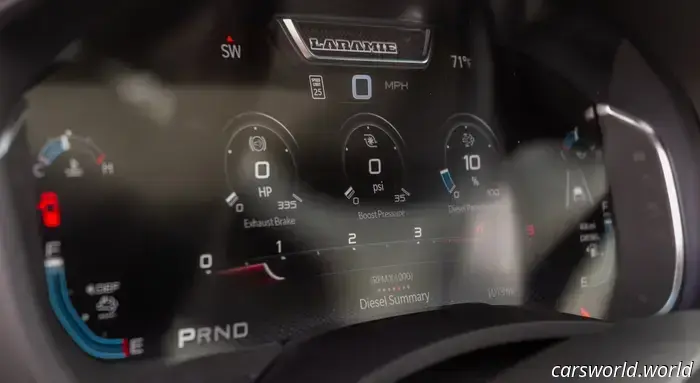 Más de 72,000 camionetas Ram fueron llamadas a revisión porque los cuadros de instrumentos digitales podrían apagarse: TDS