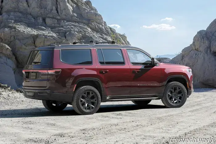 Il Jeep Grand Wagoneer 2026 ottiene l'opzione EV con range extender V6: oltre 500 miglia di autonomia