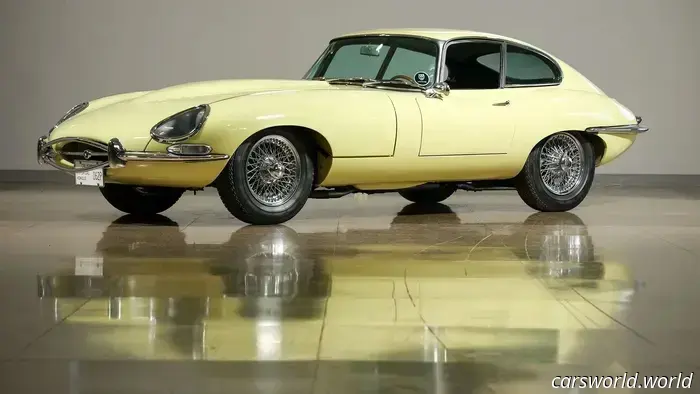 An Art School is selling 105 classic cars to begin their collection anew.