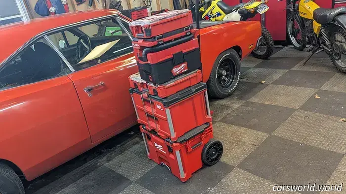 Revisión de la aspiradora Húmeda/Seca Milwaukee M18 Fuel Packout: Es una victoria sólida para los profesionales móviles