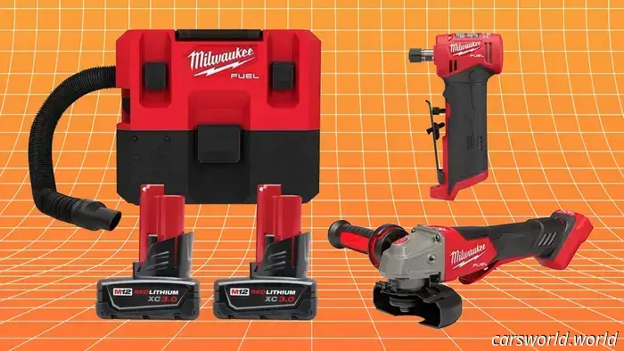 Obtenga Baterías Gratis de Milwaukee y Más Robos de Herramientas en la Venta de Primavera de Home Depot Ahora Mismo