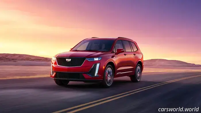 Unisciti a me mentre verso un sorso in memoria della Cadillac XT6