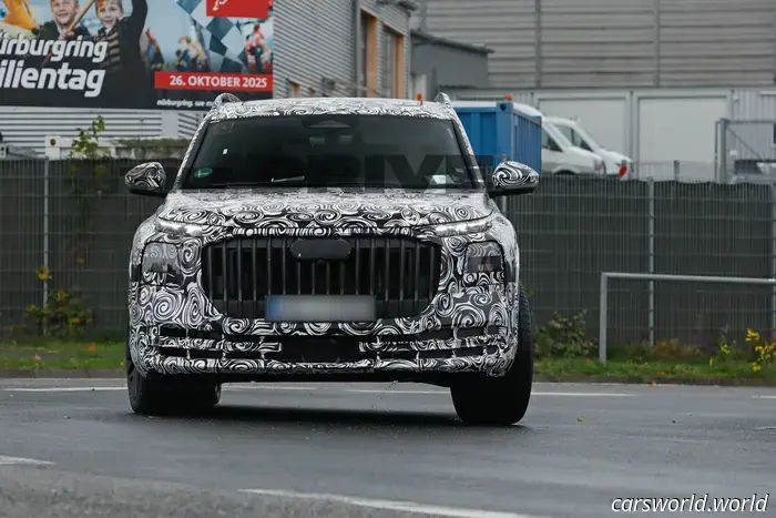 Audi Targets Mercedes-Maybach with Q9 Horch SUV: Spy Images