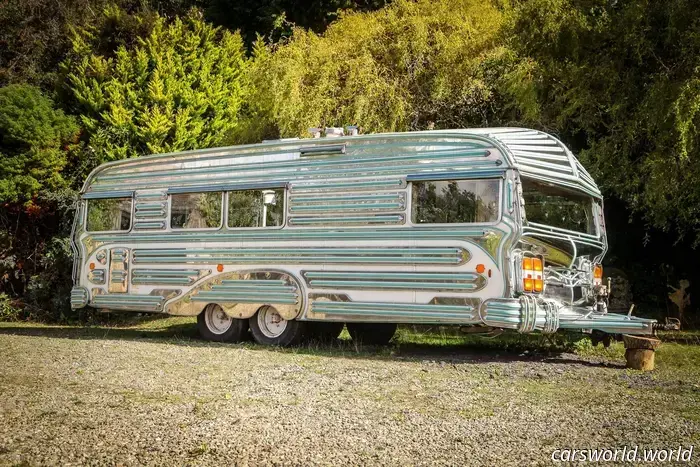Il tuo Airstream non regge il confronto con questa roulotte Vickers degli anni '50.