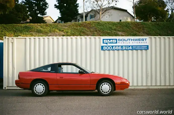 Я нашёл Nissan 240SX, который принадлежал бабушке, и превратил его в свою JDM‑машину мечты.