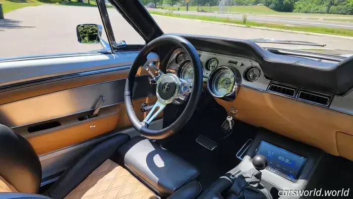 «Ghost» es un Ford Mustang de 1967 valorado en $362,000 con un sonido de motor bellamente inquietante