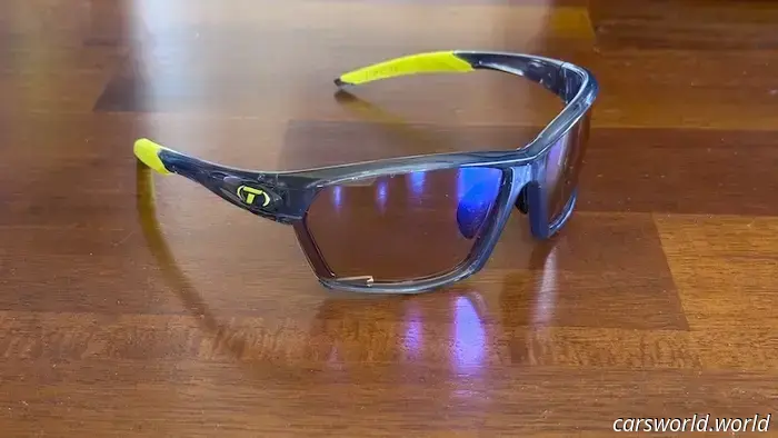 Review: Tifosi Sunglasses Demonstrated as the Top Driving Glasses Priced Under $100