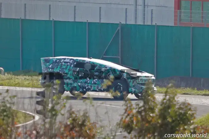 Este prototipo loco de vehículo eléctrico fue construido con dinero del petróleo saudí.