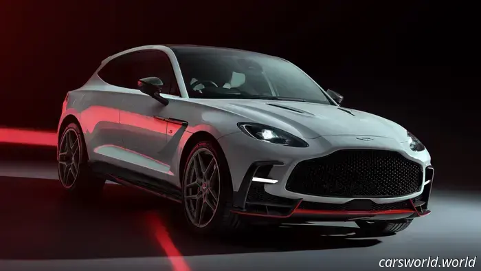 Aston Martin DBX S 2026 года выпуска - это 717-сильный внедорожник В стиле Хот-хэтч и с турбонаддувом От Valhalla