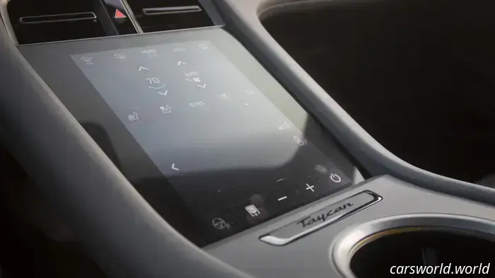Reasons Why Porsche’s Digital Displays Stand Out from the Competition
