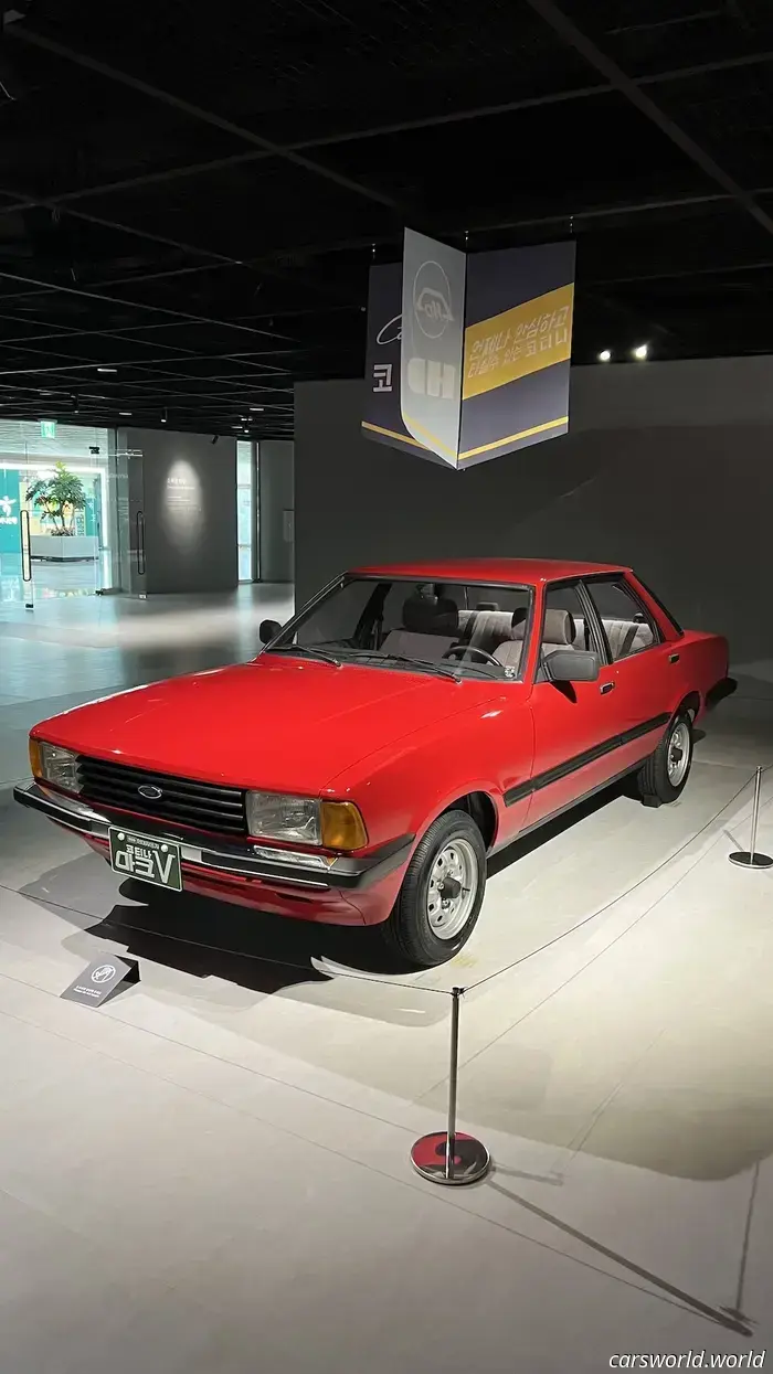 Dentro del Buque de Carga de 650 Pies de Hyundai Atracado en la Fábrica de Automóviles Más Grande del Mundo